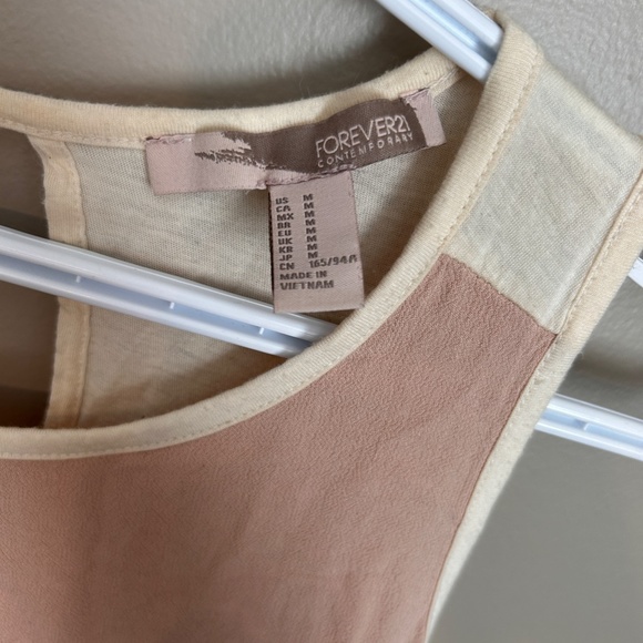 Forever21 Two-tone blouse - Picture 3 of 3